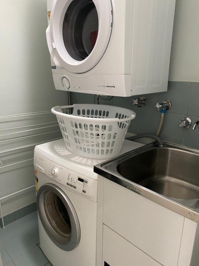 קלונדרה Belvedere Apartments מראה חיצוני תמונה