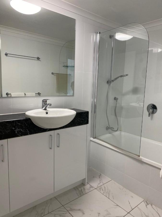 קלונדרה Belvedere Apartments מראה חיצוני תמונה