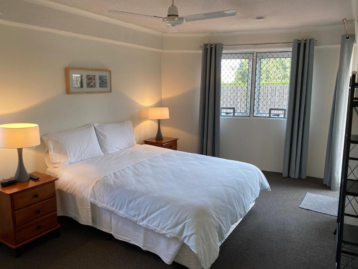 קלונדרה Belvedere Apartments מראה חיצוני תמונה