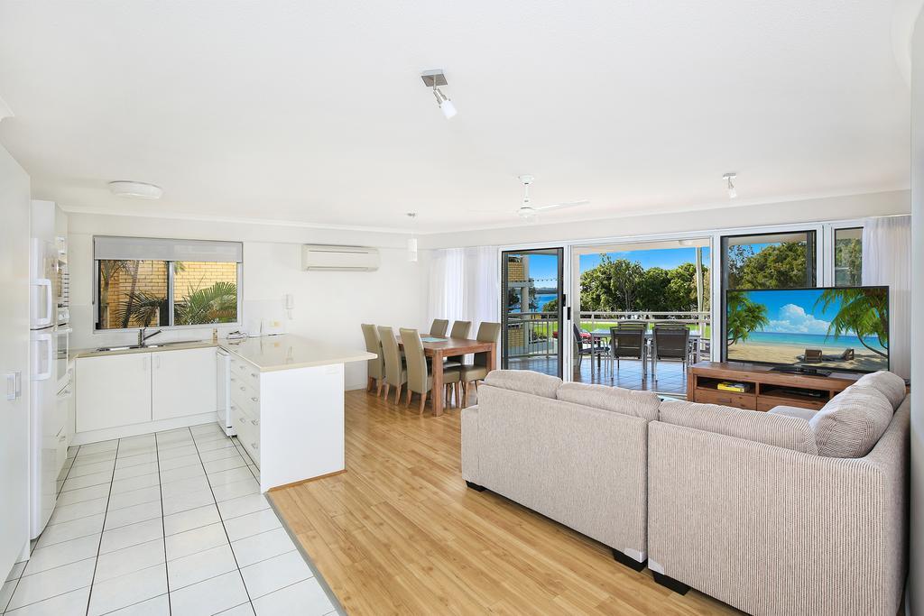 קלונדרה Belvedere Apartments מראה חיצוני תמונה